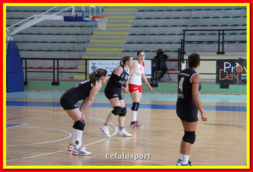150614 volley 357_tn.jpg